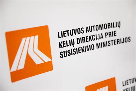 Lietuvos automobilių skelbimų portalų logotipai ir trumpas aprašymas