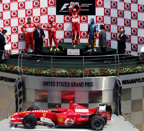 Archyvinė nuotrauka: Michaelis Schumacheris prie „Ferrari“ bolido vairo