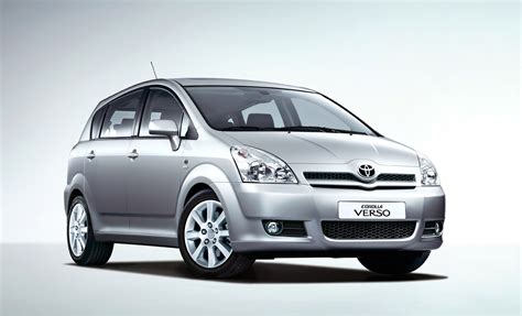 Toyota Corolla Verso 2008 salono ir prietaisų skydelio vaizdas