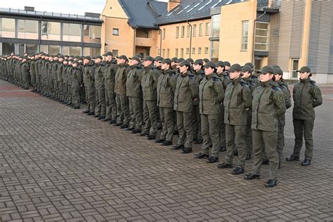 VSAT pareigūnų pratybos prie sienos