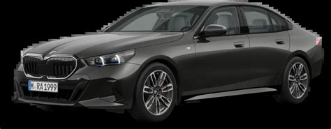 BMW 5 serijos (E60/F10) modelių palyginamoji nuotrauka