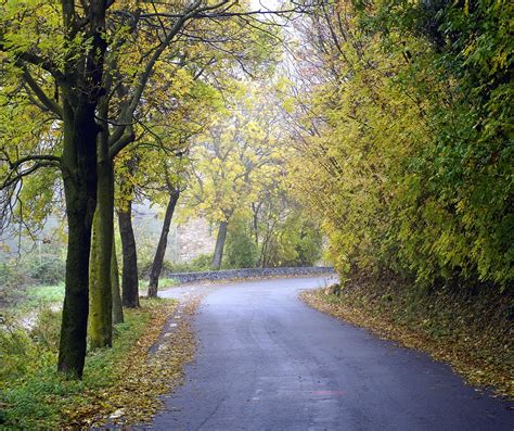 Teminė nuotrauka: kalnų kelias žiemą