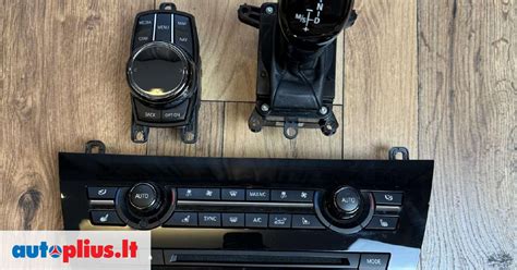 BMW E90 automobilis, detalės schemos, pabrėžiant ABS daviklio vietą