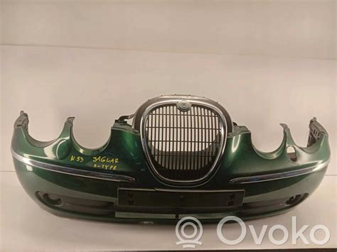 Teminė nuotrauka: priekinis Jaguar S-Type bamperis