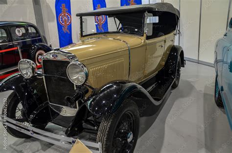 GAZ-A ir Ford Model A palyginimas