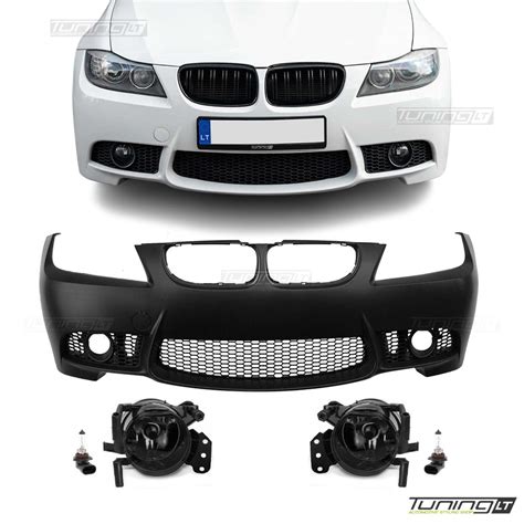 Tematinė nuotrauka: BMW E90/E91 su ryškiai šviečiančiais žibintais