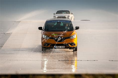 Renault Scenic saugumo įvertinimo NCAP logotipas