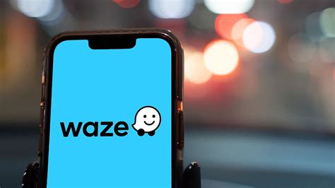 Infografika: Privalumai ir funkcijos programėlėje Waze