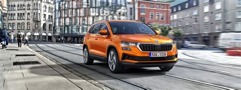 Škoda Karoq modelio nuotrauka kelyje