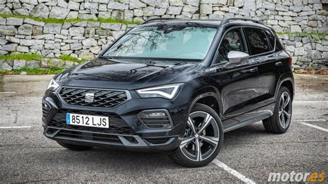 Schematinis brėžinys su SEAT Ateca matmenimis ir bagažinės tūriu