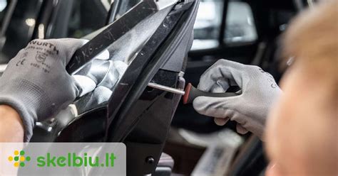 Komanda dirbanti moderniame automobilių servise