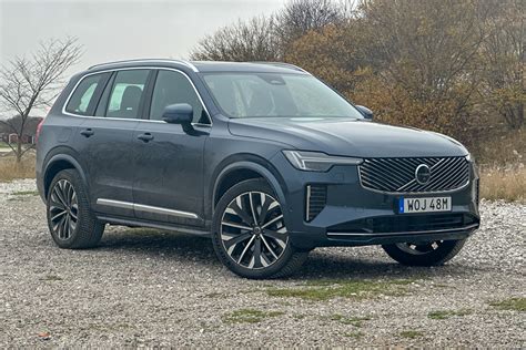 „Volvo XC90“ eksterjero nuotrauka, pabrėžianti modernų dizainą