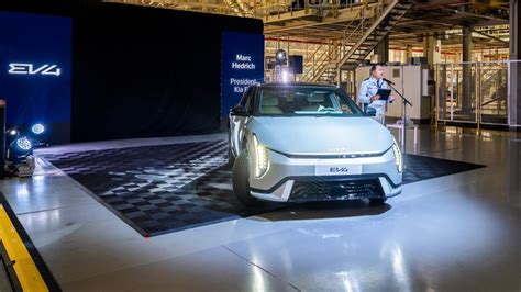 Grafikas, rodantis Hyundai ir Kia pardavimų augimą Europoje ir pasaulyje