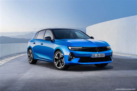 „Opel Astra“ dizaino evoliucija nuo „G“ modelio iki šiuolaikinių versijų