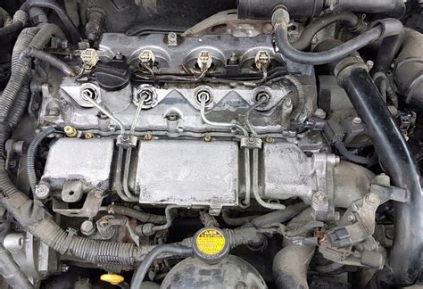 Toyota Avensis 2.0 D4D variklio skyriaus schema