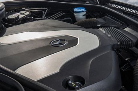 automobilio Mercedes-Benz B-klasės išorės ir salono nuotrauka