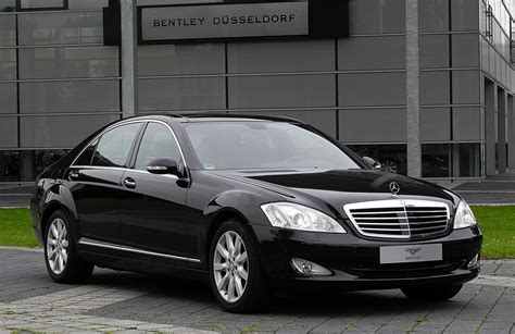 Mercedes-Benz S-Class W221 (2007) su ratlankiais nuotrauka