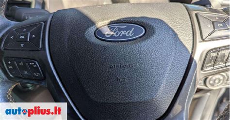 Ford vairo oro pagalvės dangtelių asortimentas skirtingiems modeliams: Mondeo, Ranger, F150