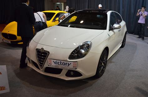 Tematinė nuotrauka Alfa Romeo Giulietta (Type 940)
