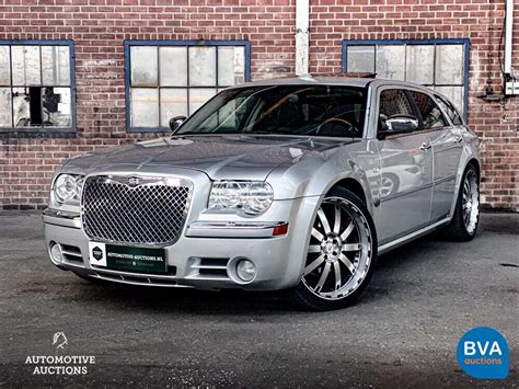 Techninių parametrų palyginimo diagrama Chrysler 300C V6 CRD modifikacijoms