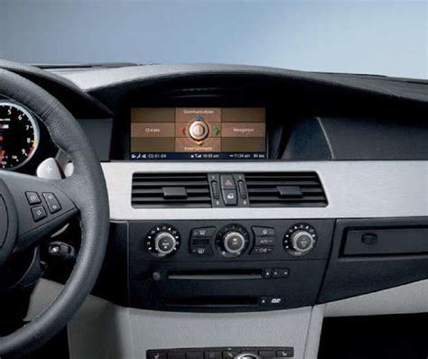 BMW Professional CCC navigacijos sistemos valdymo pulto vaizdas