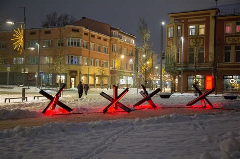 Meninė instaliacija „Milošfonas“ Kėdainiuose, skirta Česlovui Milošui