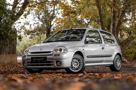 Renault Clio II 2.0 16V Sport modelio eksterjero nuotrauka