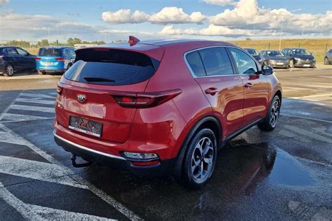 infografika apie ekovairavimo naudą: mažesnės degalų sąnaudos, mažesnė tarša, saugumas