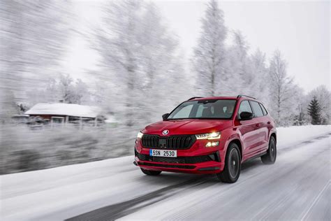 Teminis Škoda Karoq nuotrauka, galbūt stovintis mieste ar gamtoje