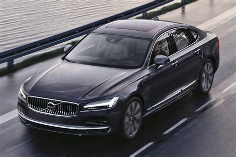 Volvo S90 T8 Twin Engine automobilio eksterjeras