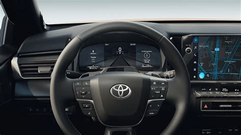 Tematinė nuotrauka: modernus automobilio salonas su integruota Android multimedijos sistema