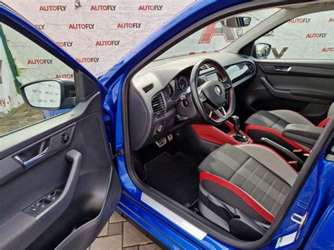 Škoda Fabia 5J 1.2 TSI Monte Carlo interjero nuotrauka su sportiniu vairu