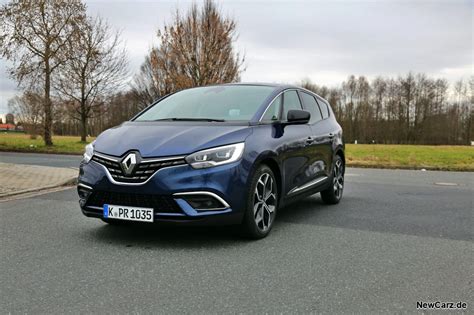 Palyginamoji schema: Renault Scenic ir Grand Scenic kėbulo matmenų bei salono erdvės skirtumai