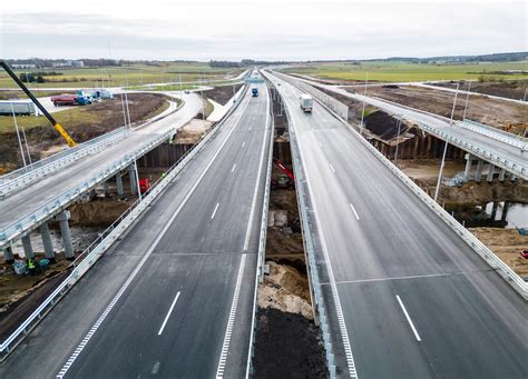 Vokietijos automobilių kelias per vynuogynus rudenį