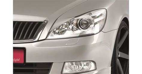 Skoda Octavia galinių LED žibintų su animuotais posūkio signalais nuotrauka