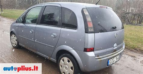 Opel Meriva 2010 metų modelio eksterjero dizainas su išskirtine šoninių langų linija