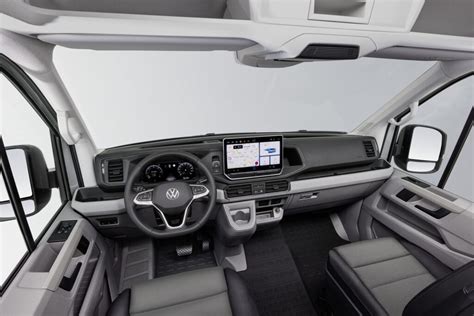 Volkswagen Crafter 2013 interjero nuotrauka su prietaisų skydeliu