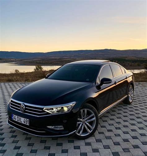 Teminė nuotrauka su Volkswagen Passat išmetimo sistema arba jos dalimi