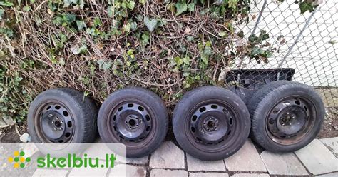 R15 ratlankių ir padangų komplektas