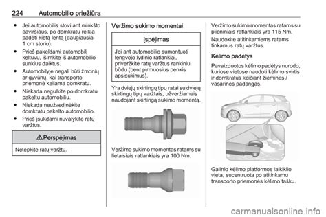 Automobilis pakeltas domkratu su nuimtu ratu