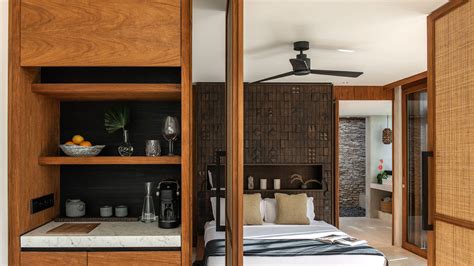 Retas ZiS-102A kabrioletas, atkurtas S. Karoso dirbtuvėse