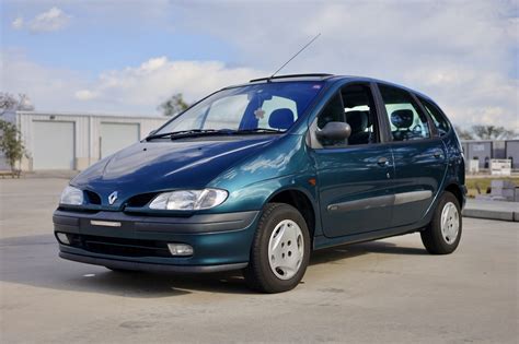 Infografika: dažniausios Renault Scenic I (1999) gedimų vietos (elektronika, korozija)