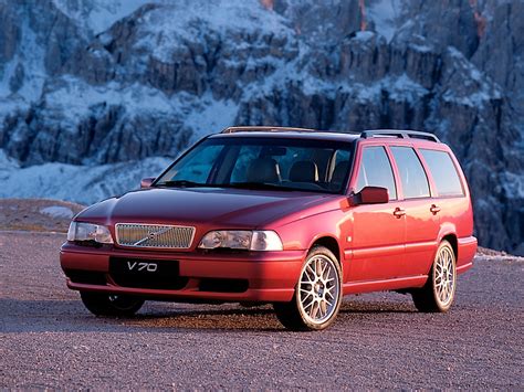 Volvo V70 kartų evoliucija