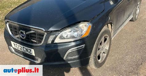 Volvo XC60 automobilio avarijos metu suveikusios oro pagalvės schema