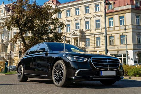 Klasikinis Mercedes-Benz sedanas