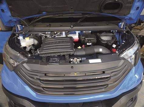 Photo of an Iveco Daily engine bay, highlighting the F1C engine