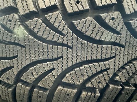 Windforce Snowblazer winter tire tread pattern