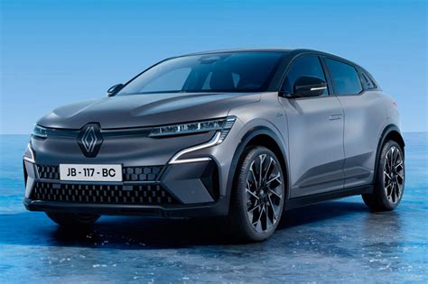 „Renault Megane E-Tech“ interjero technologijų atvaizdas