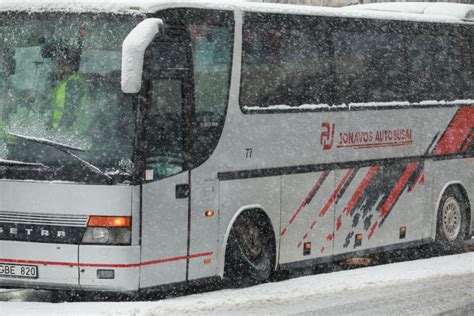 Sugedusio autobuso kondicionieriaus simbolinis paveikslėlis