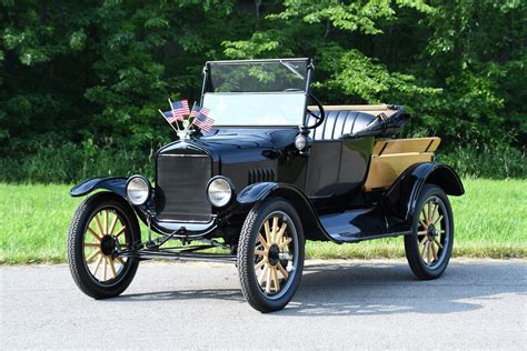 istorinės Ford Model T ir Model A nuotraukos